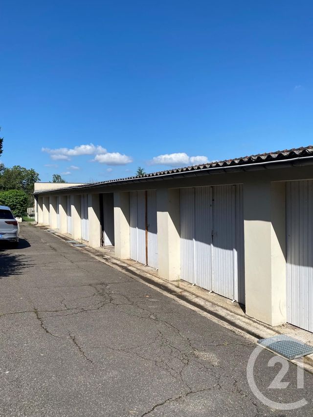 Parking à louer - 16 m2 - Metz - 57 - LORRAINE